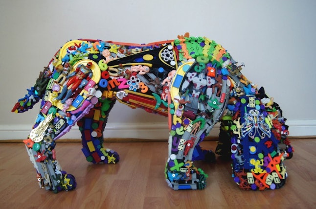 10 Everyday Objects Beautifully Transformed Into Works of Art