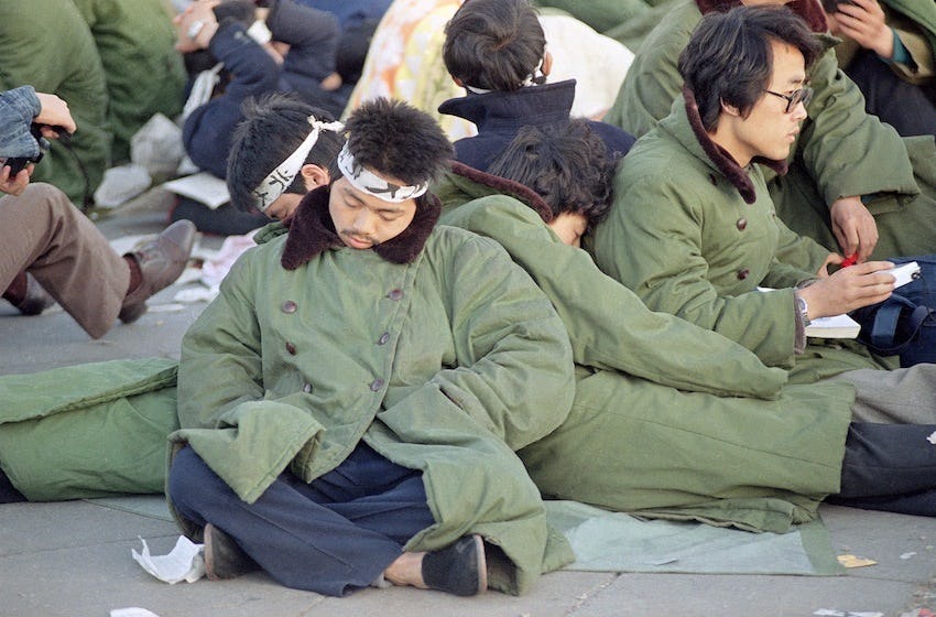 13 Photos of the Tiananmen Square Massacre That China ...