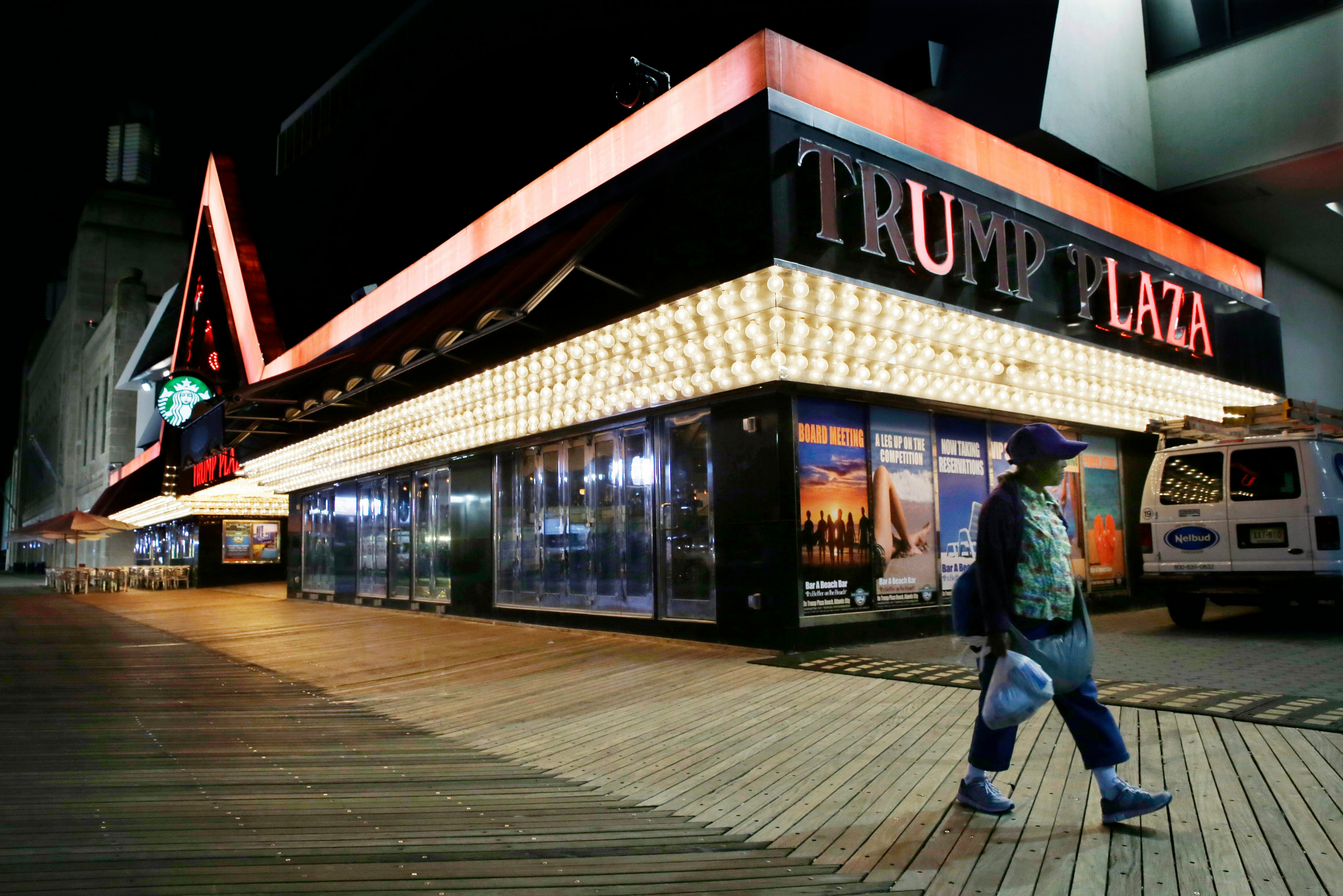 donald trump atlantic city casino bail out